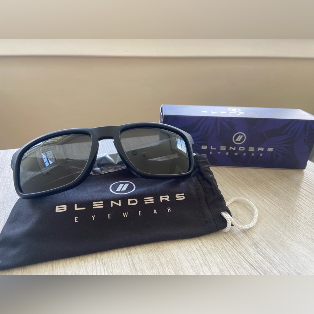 Blenders Eyewear Canyon Black Tundra Sunglasses